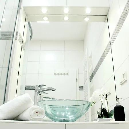 Secret Hideaways Cozystudio 2 Superior Apartment Mit Wifi Nahe Uni L Messe L Flughafen L Zoo Дуйсбург Экстерьер фото