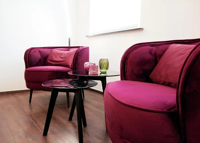 Secret Hideaways Cozystudio 2 Superior Apartment Mit Wifi Nahe Uni L Messe L Flughafen L Zoo