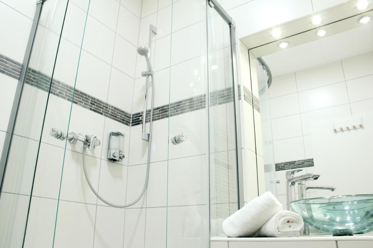Apartment Secret Hideaways Cozystudio 2 Superior Mit Wifi Nahe Uni L Messe L Flughafen L Zoo *
